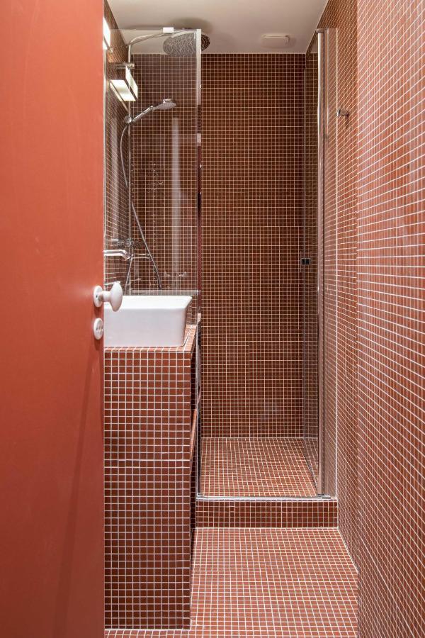 New - Appt Style Le Corbusier Avec Balcon - 8 Pers Apartment Paris Luaran gambar
